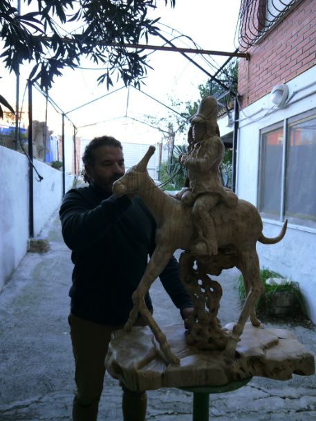 El artista y escultor, Antonio Soler, habla en la sección cultural de Melones el Abuelo, cultivamos con